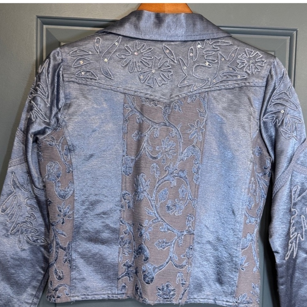 Vintage Embroidered Denim Jacket Floral Boho Western Beaded Blue Small - Picture 3 of 7